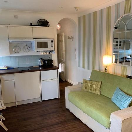 Between Piers, The Stylish Studio Flat In Cannon Place Μπράιτον Εξωτερικό φωτογραφία