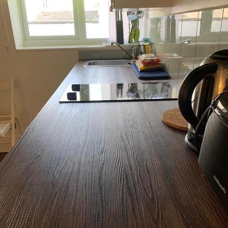 Between Piers, The Stylish Studio Flat In Cannon Place Μπράιτον Εξωτερικό φωτογραφία