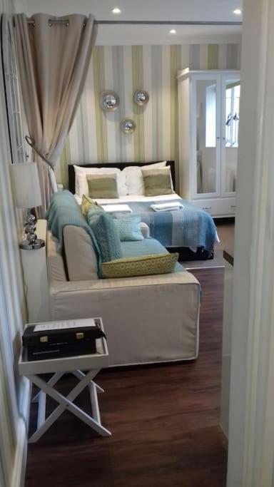 Between Piers, The Stylish Studio Flat In Cannon Place Μπράιτον Εξωτερικό φωτογραφία